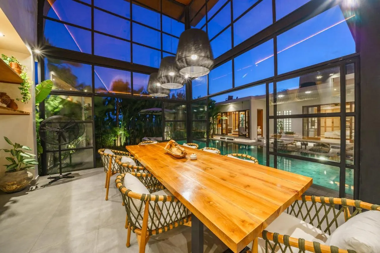 Villa Mango 3 - Amazing 4-Bdr Villa In Berawa ! Perfect Location ! Canggu  0*, Canggu (Bali) Indonesia