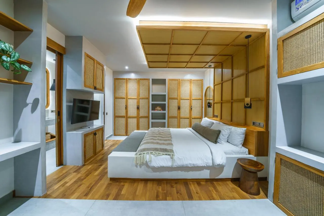 Villa Mango 3 - Amazing 4-Bdr Villa In Berawa ! Perfect Location ! Canggu  Canggu (Bali)